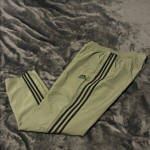 Adidas Men's Olive Aeroready training pants regular fit. Large. Black stripes